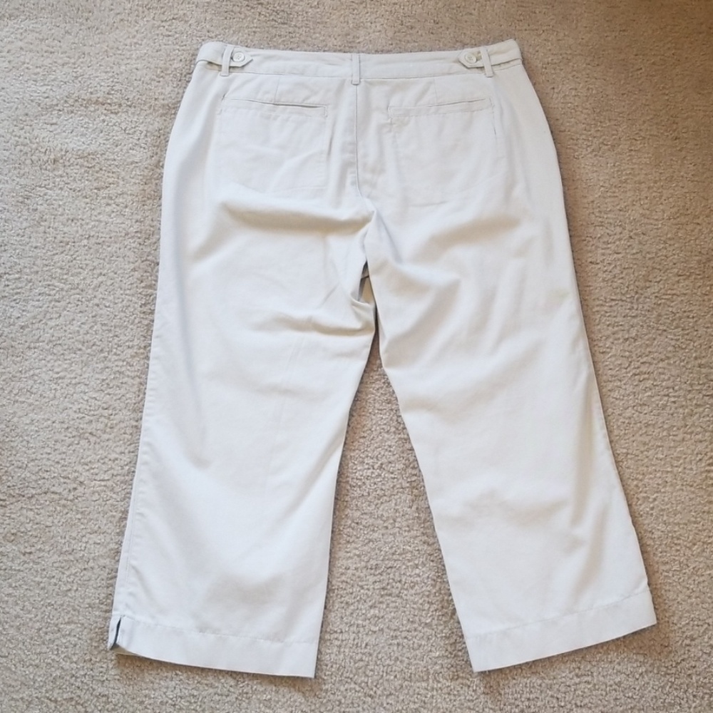 Bass Capris - Picture 5 of 7